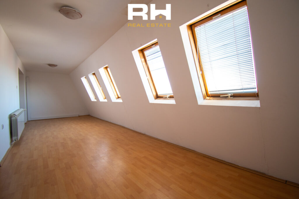 Shtëpi 672m² në SHITJE në Dragodan.