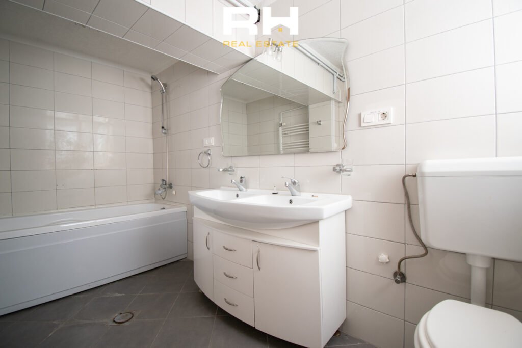 Shtëpi 672m² me #QIRA në Dragodan.