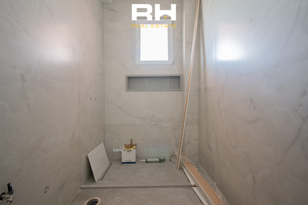 Zyre 118m² me #QIRA në Qendër.