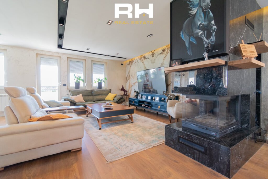 Shtëpi 480m² me #QIRA në Emshir.