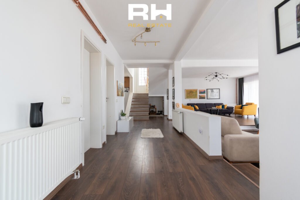 Shtëpi 245.61m² në #SHITJE në Kodrën e Trimave
