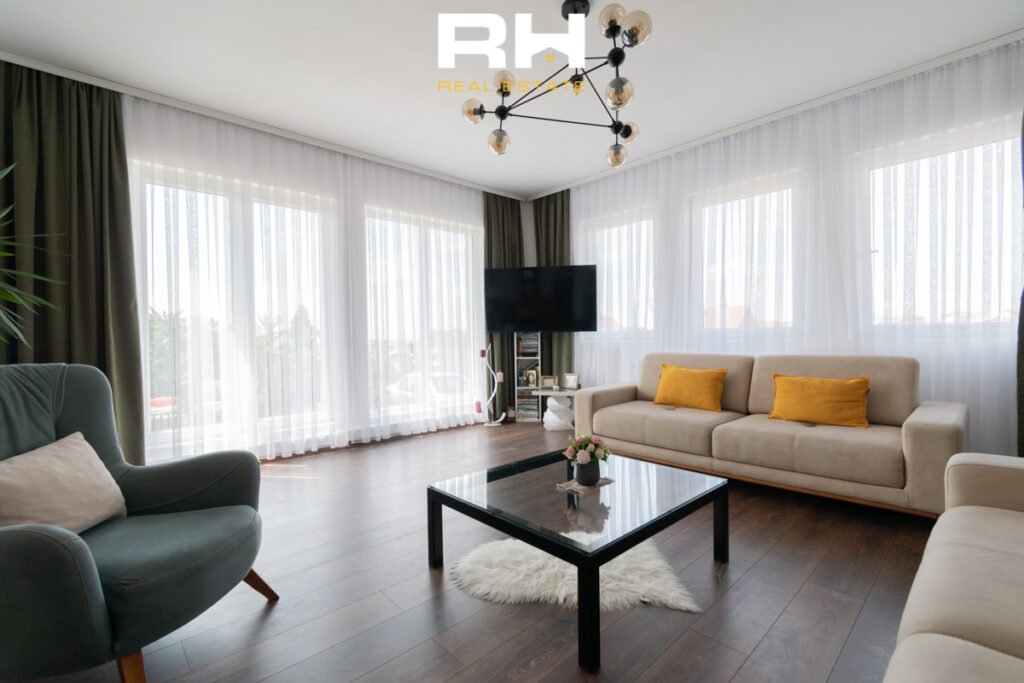 Shtëpi 245.61m² në #SHITJE në Kodrën e Trimave