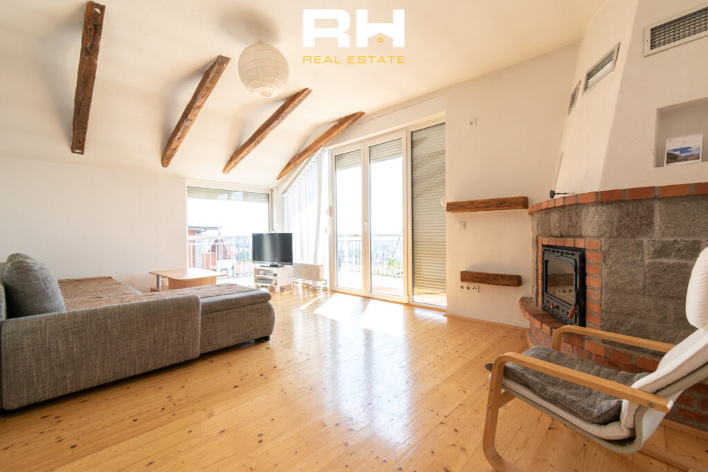 Kat Shtëpie 120m² me QIRA në Taslixhe