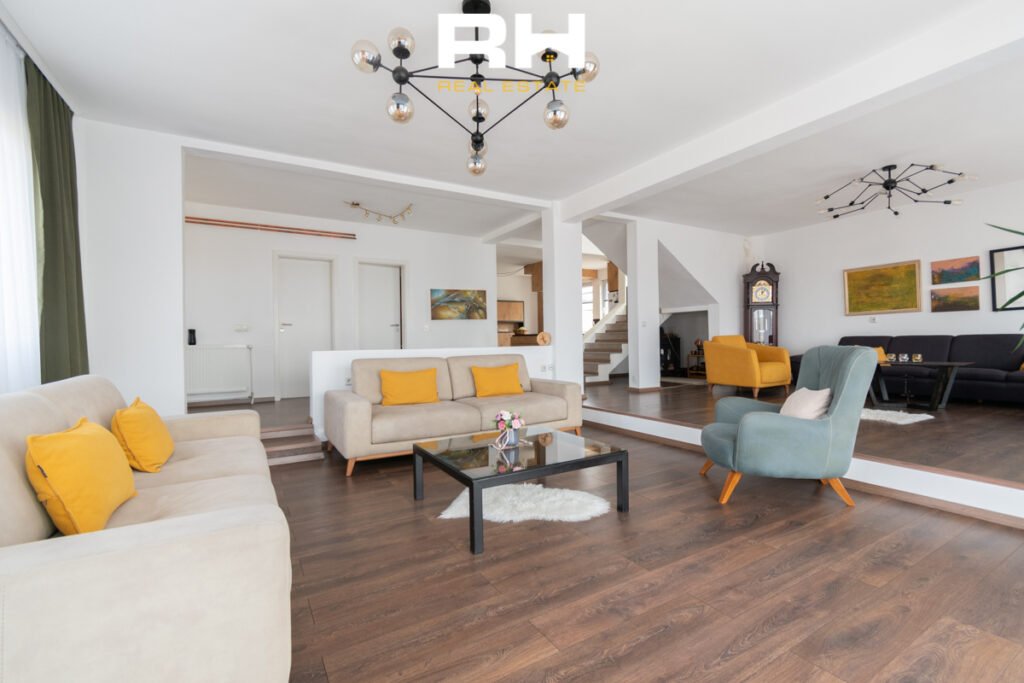 Shtëpi 245.61m² në #SHITJE në Kodrën e Trimave
