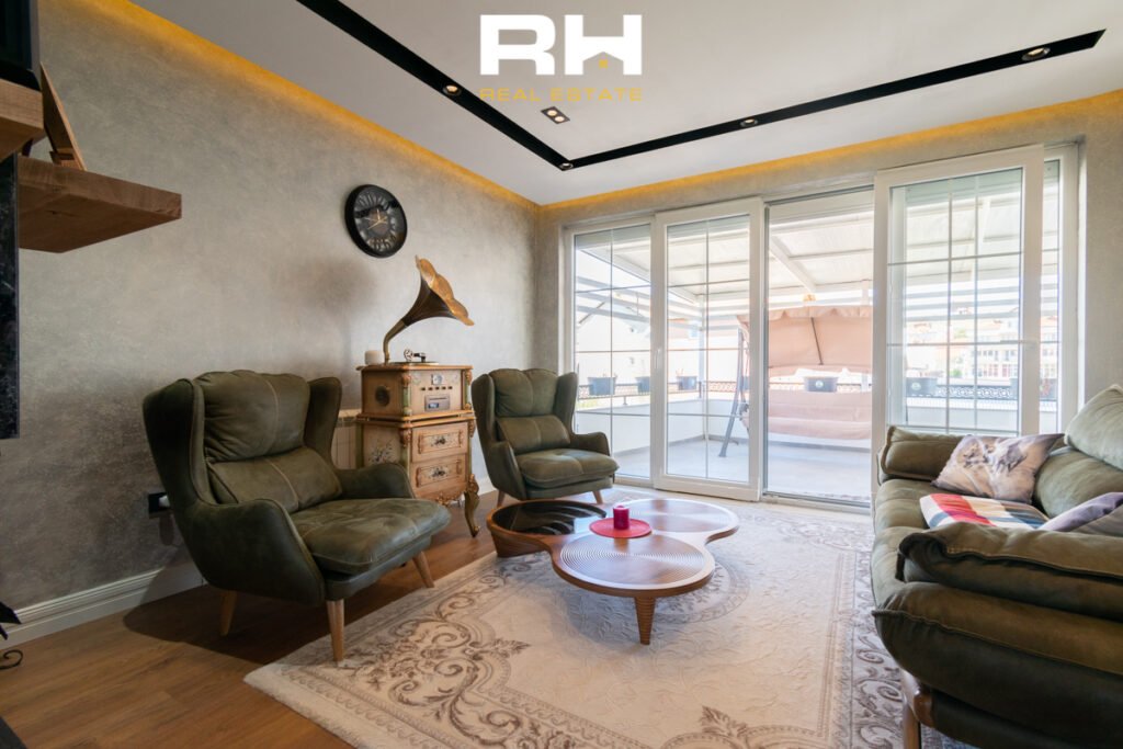 Shtëpi 480m² me #QIRA në Emshir.