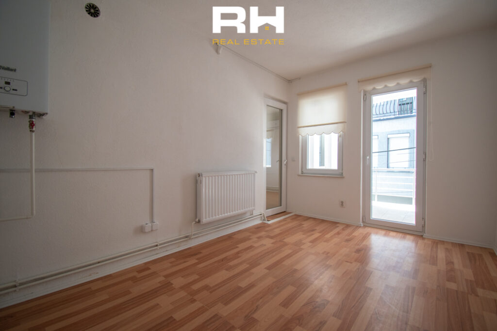 Zyre 120m² me #QIRA Në Mahallën e Muhaxherëve