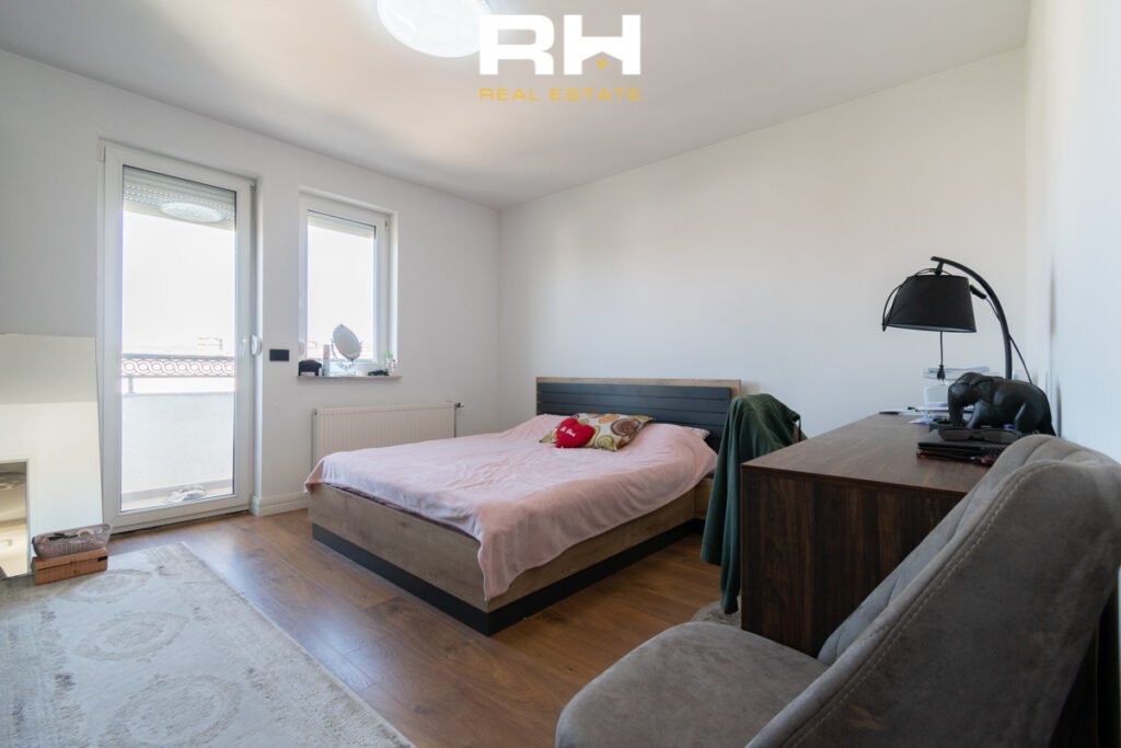 Shtëpi 480m² me #QIRA në Emshir.