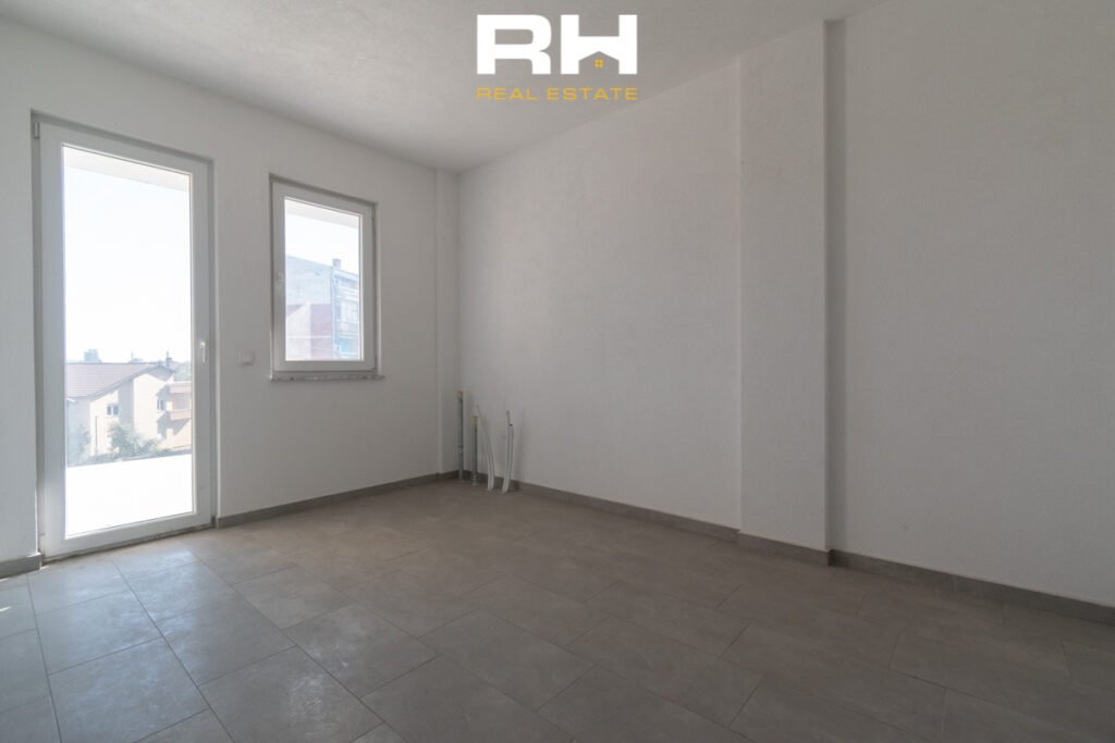 Objekt 720m² me #QIRA në Obiliq