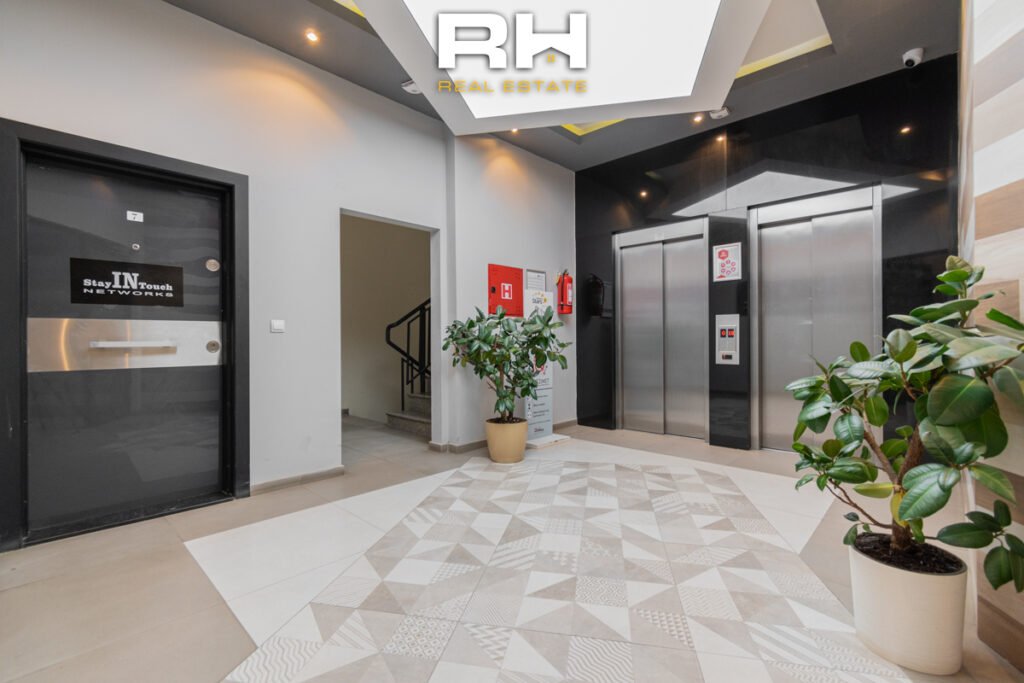 Penthouse – Duplex 160 + 130m² me #QIRA në objektin e ‘Prishtina Stars’, Aktash