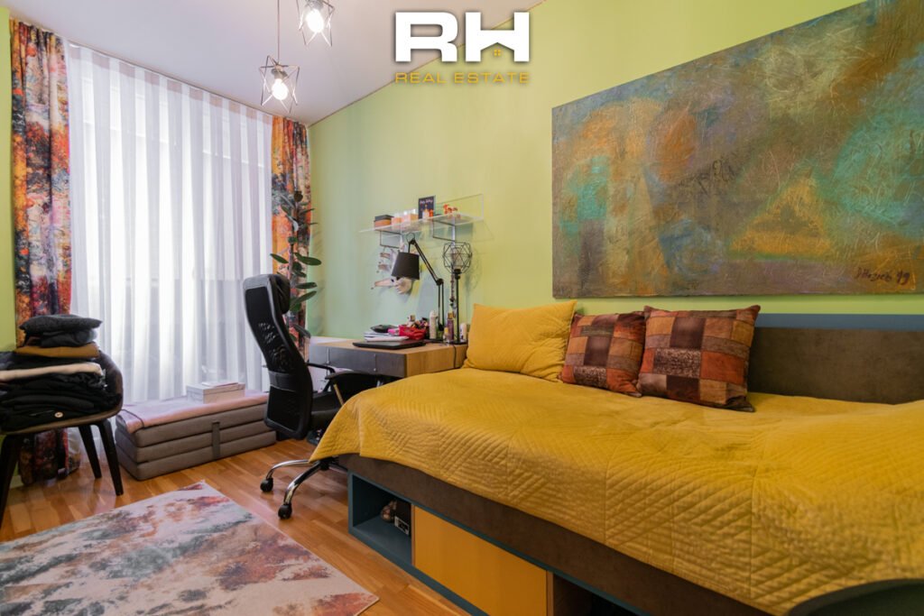 Penthouse – Duplex 160 + 130m² me #QIRA në objektin e ‘Prishtina Stars’, Aktash