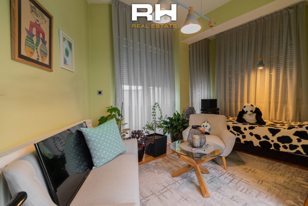 Penthouse – Duplex 160 + 130m² me #QIRA në objektin e ‘Prishtina Stars’, Aktash
