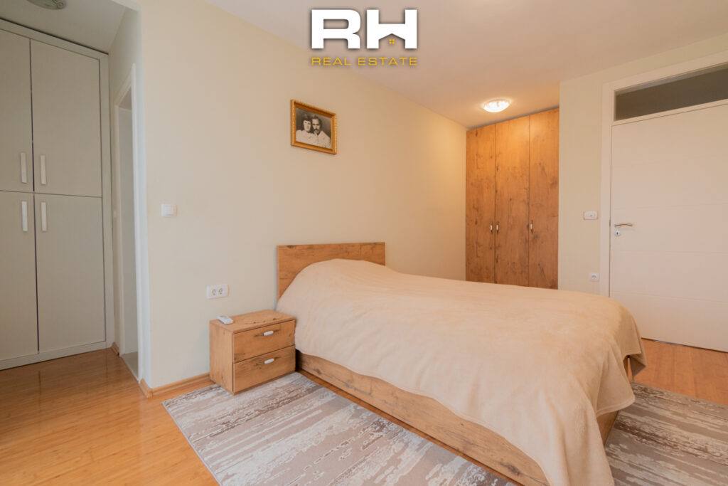 Penthouse 225m² me #QIRA në Dragodan / Arbëri