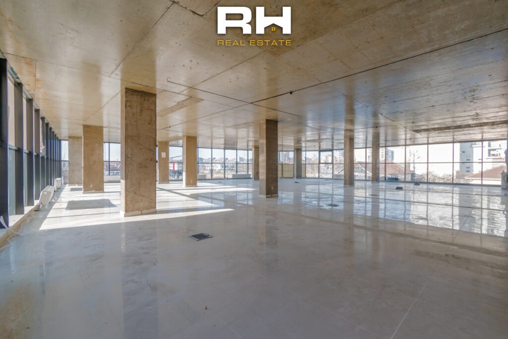 Lokal 500m² me #QIRA në Emshir