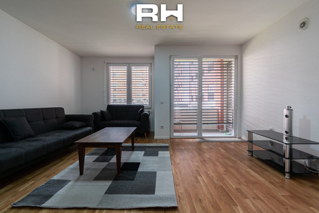 Banesa 60m² me #QIRA te Rruga B