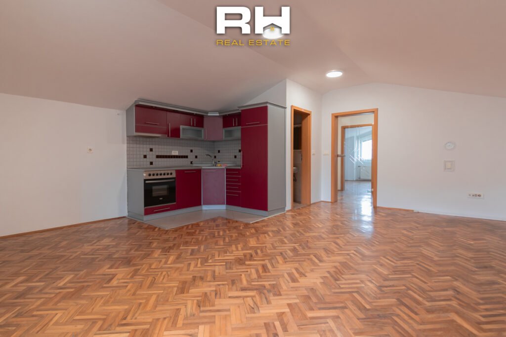 Objekt 330m² me #QIRA në Dardani