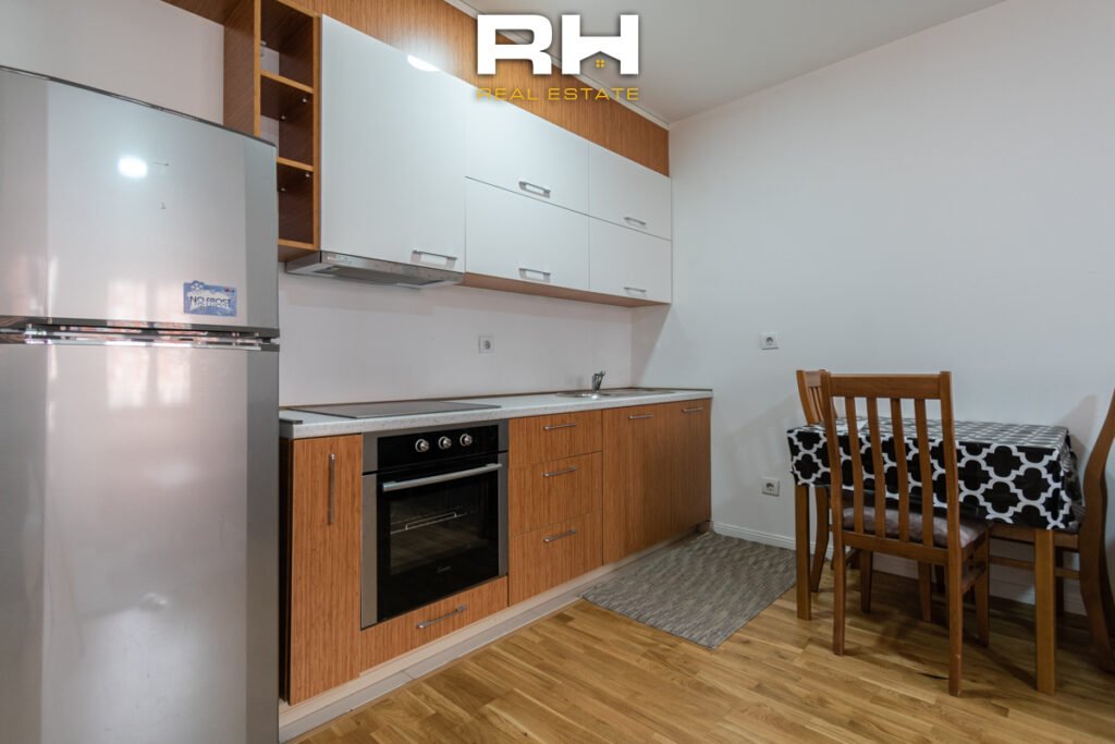 Banesa 60m² me #QIRA te Rruga B