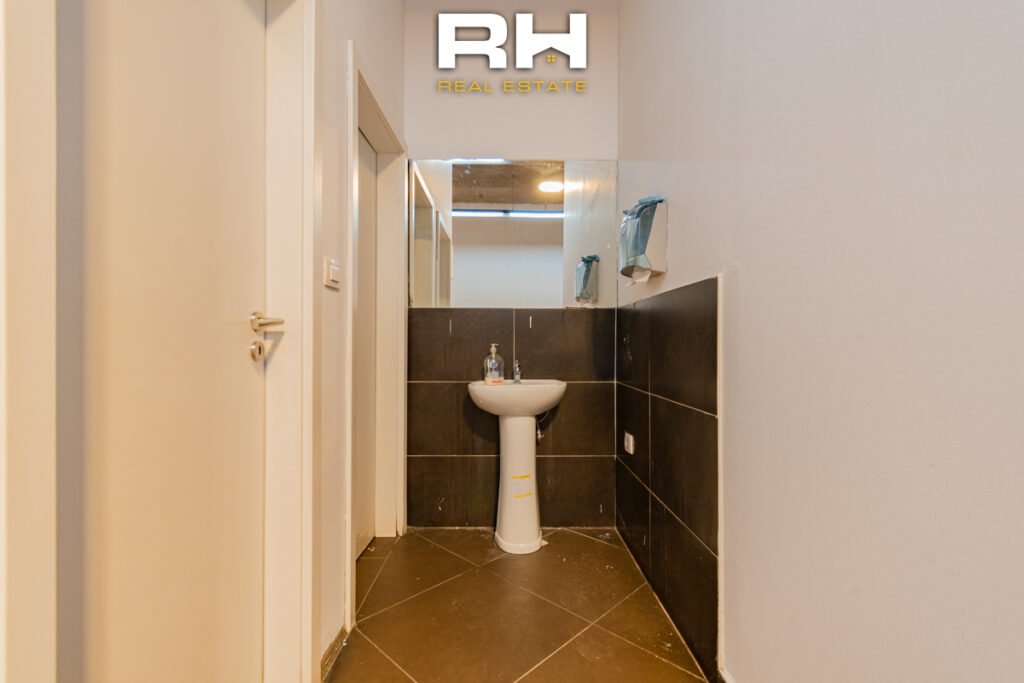 Lokal 180m² me #QIRA në Dragodan