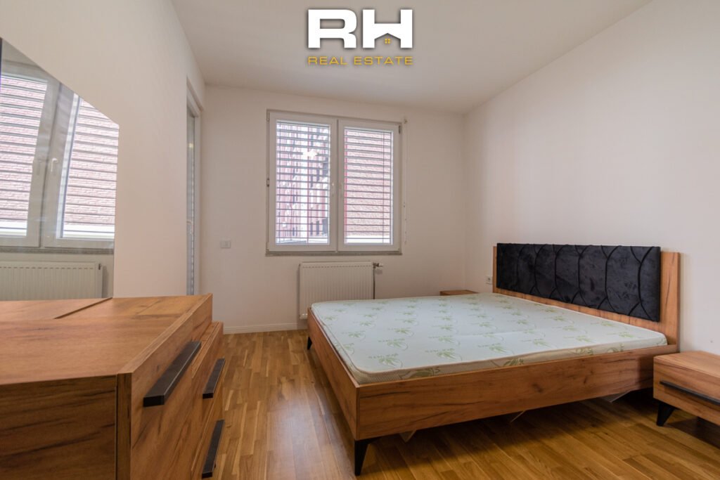 Banesa 60m² me #QIRA te Rruga B