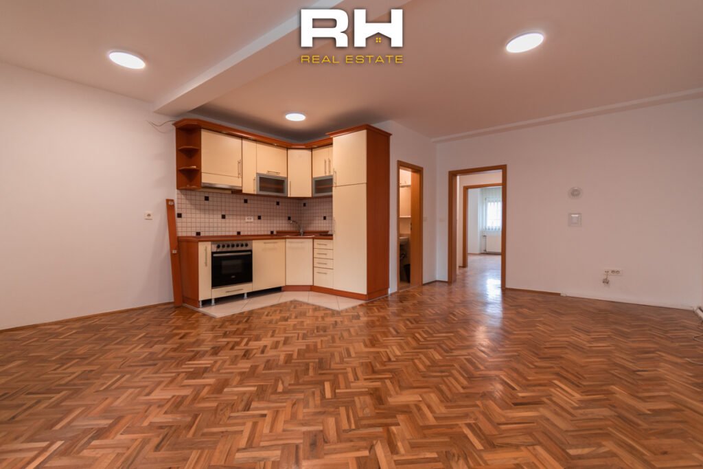 Objekt 330m² me #QIRA në Dardani