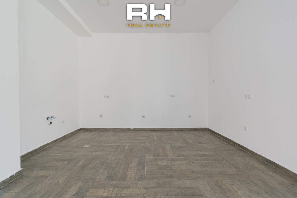 Lokal 175m² me #QIRA në Lagjen e Spitalit
