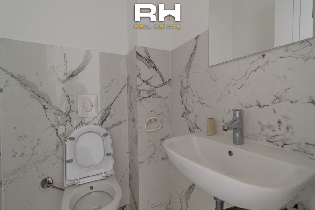 Lokal 175m² me #QIRA në Lagjen e Spitalit