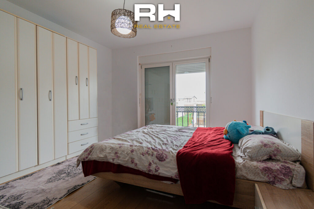 Shtëpi 540m² në SHITJE në Lagjen Qëndresa