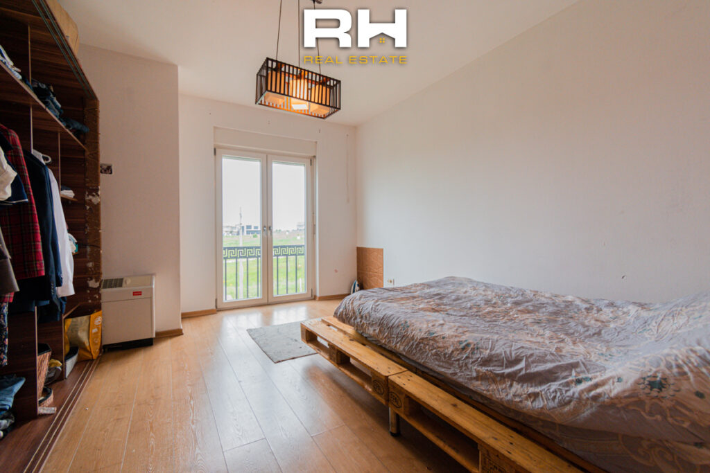 Shtëpi 540m² në SHITJE në Lagjen Qëndresa