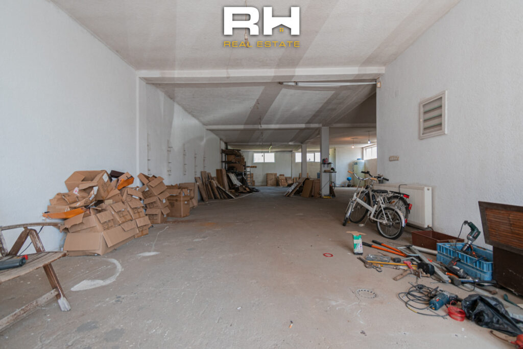 Depo 260m² me #QIRA në Veternik