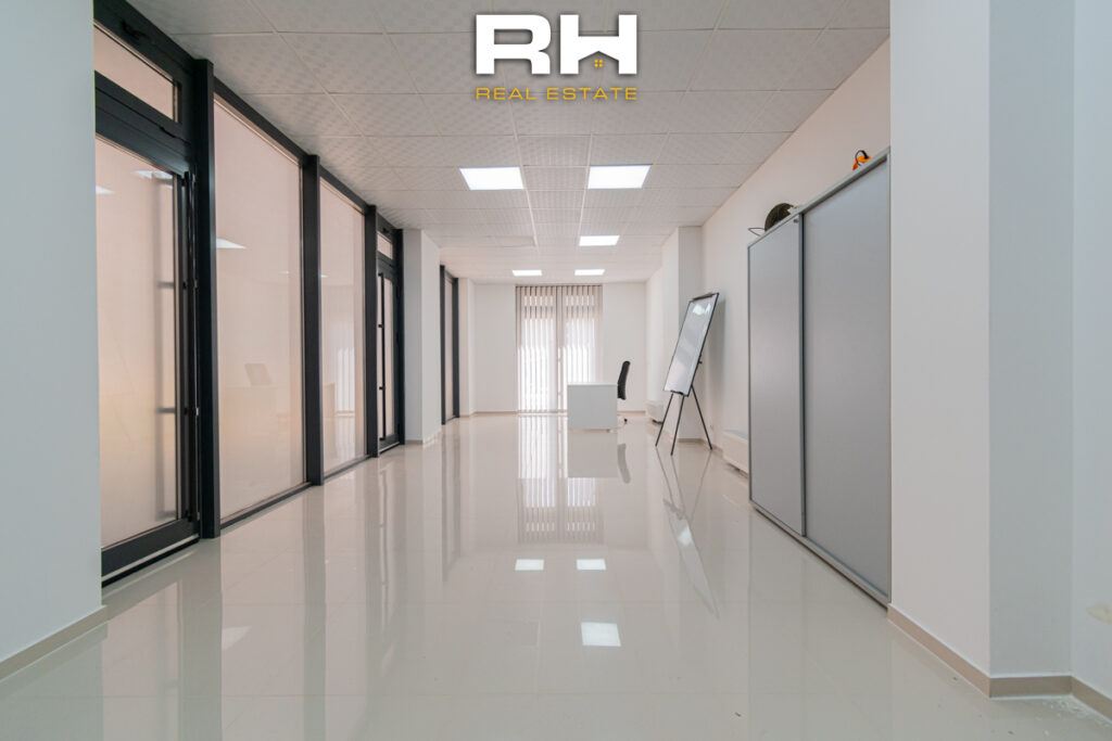 Lokal 80m² me #QIRA në Mati 1