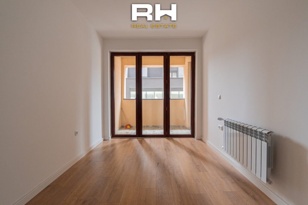 Banesë – Zyre 70m² me #QIRA në Pejton