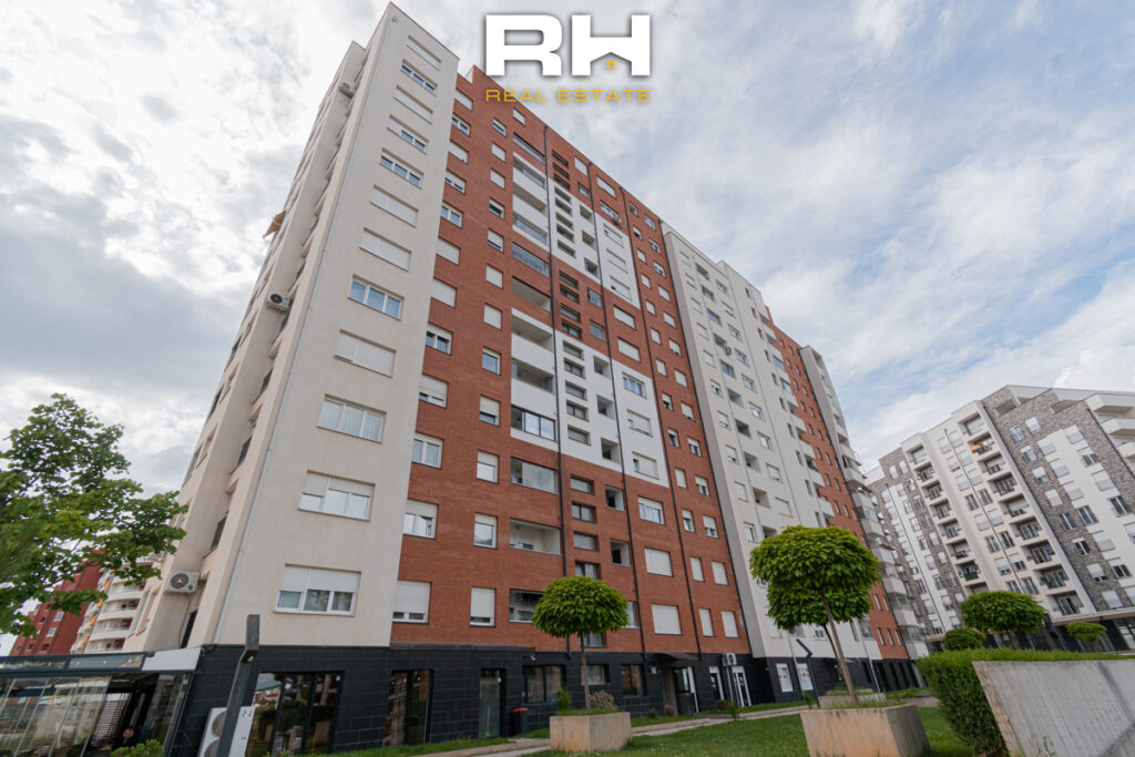 Banesë 158m² në SHITJE në Rrugën C