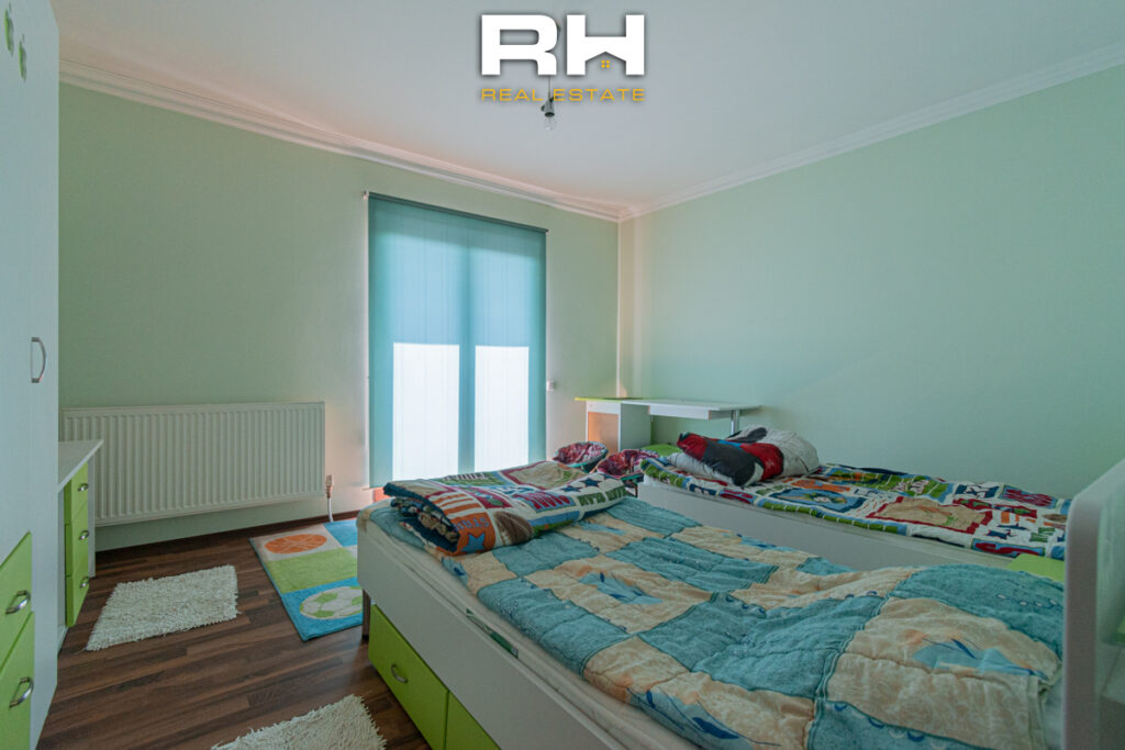 Shtëpi 202.75m² në SHITJE në Lagjen Nic, Çagllavicë