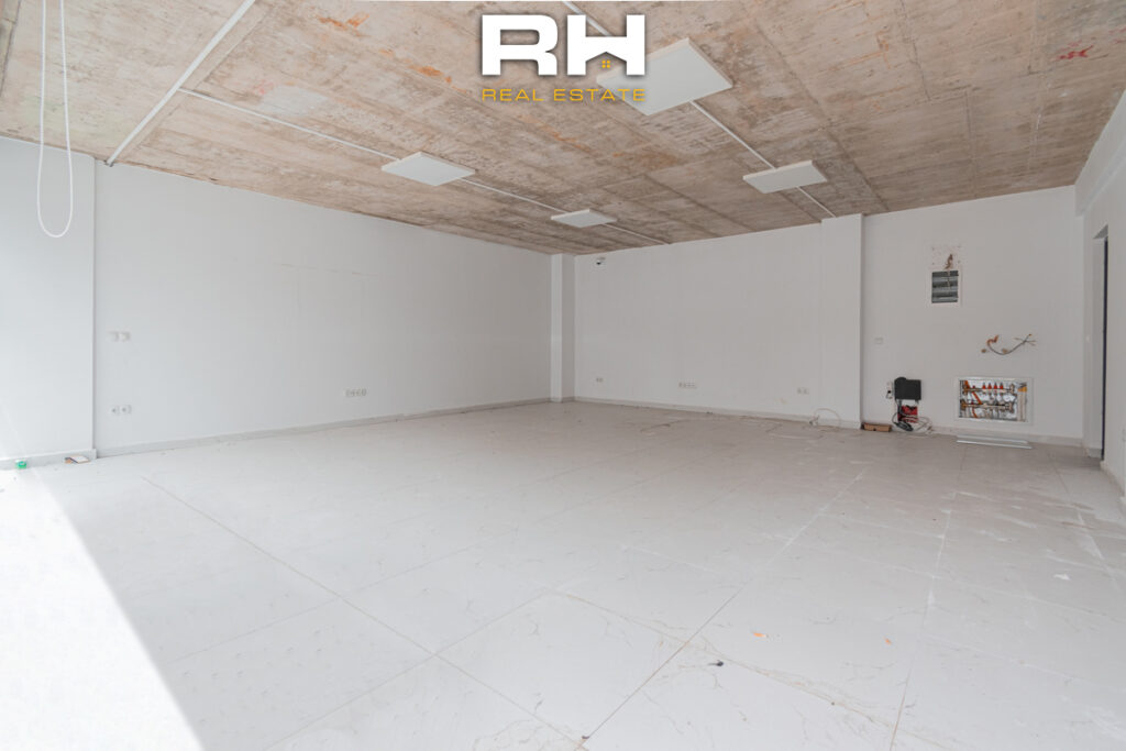 Lokal 64m² në SHITJE në Emshir – Veternik