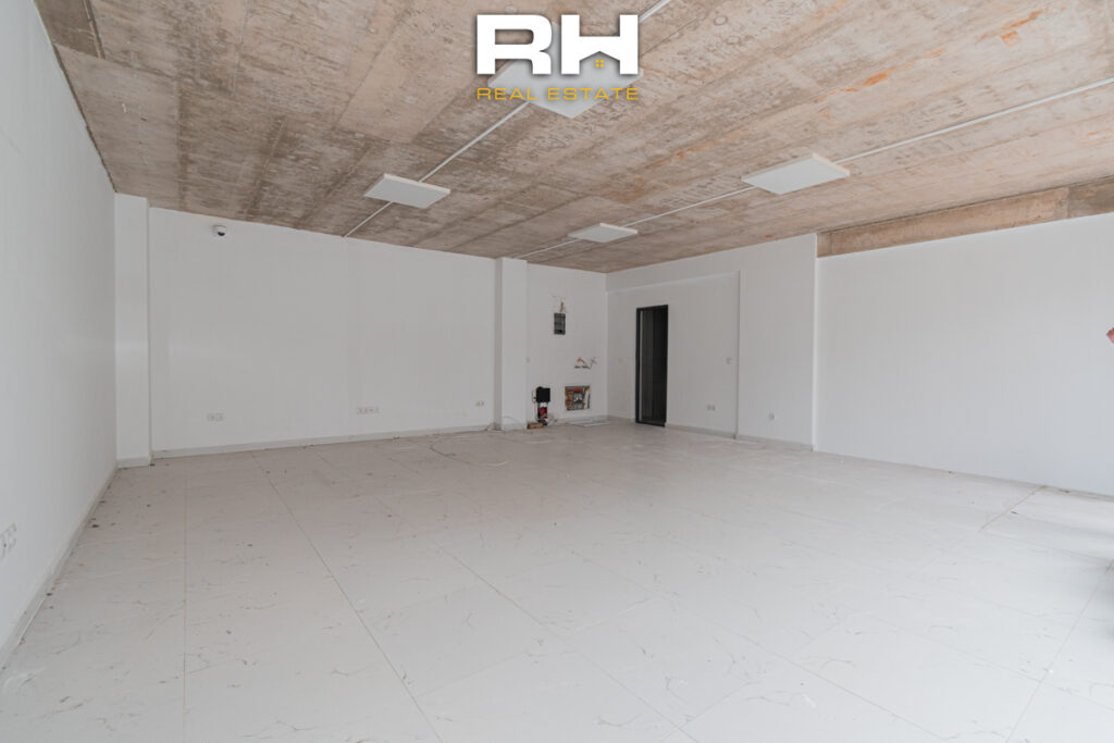 Lokal 64m² në SHITJE në Emshir – Veternik
