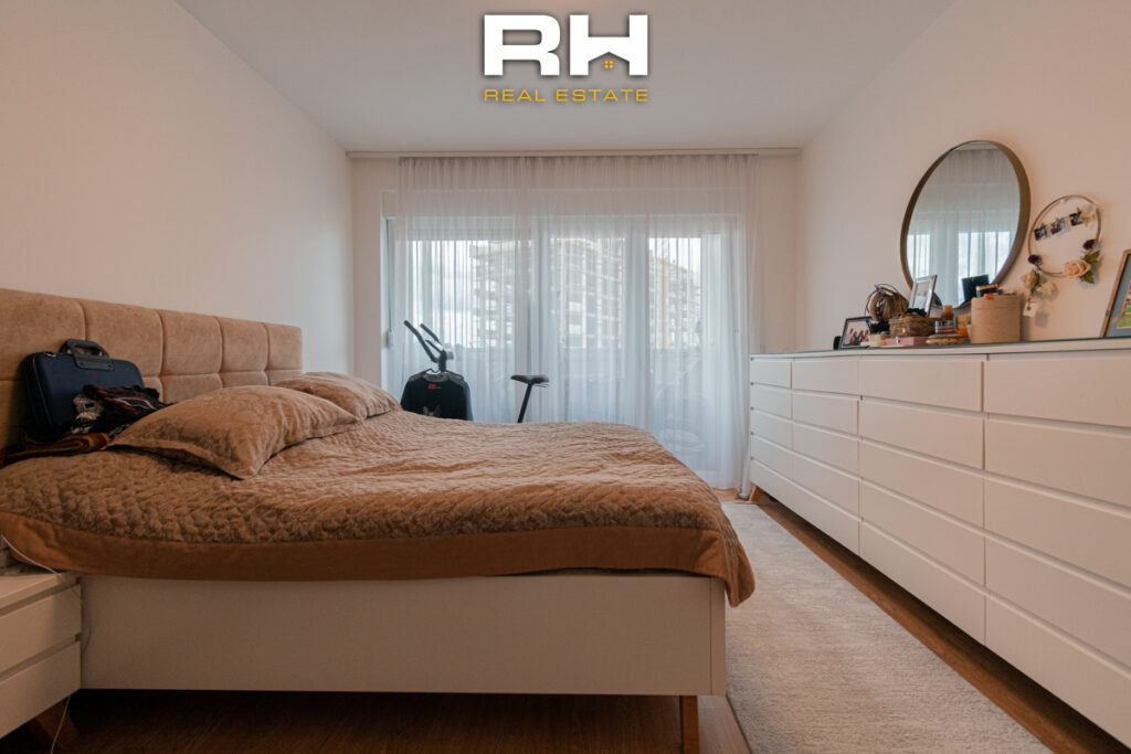 Banesë 158m² në SHITJE në Rrugën C
