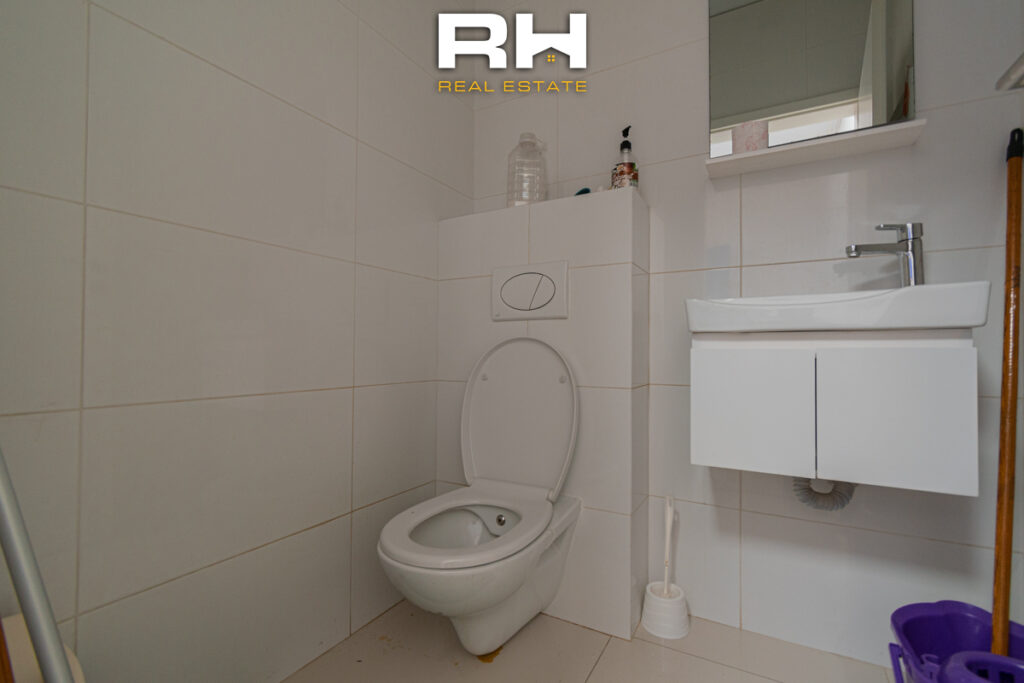 Lokal 80m² me #QIRA në Mati 1