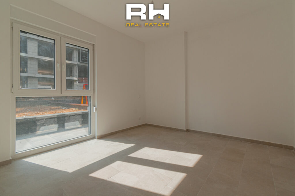 Lokal 117m² në SHITJE në Mati 1