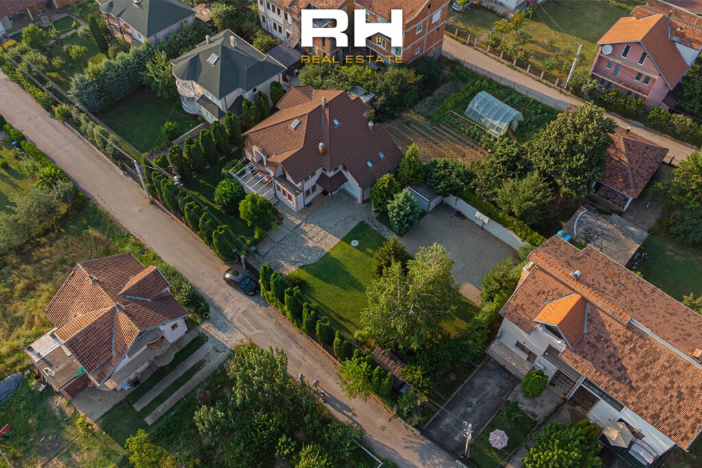 Shtëpi 422m² me #QIRA në Mati 2