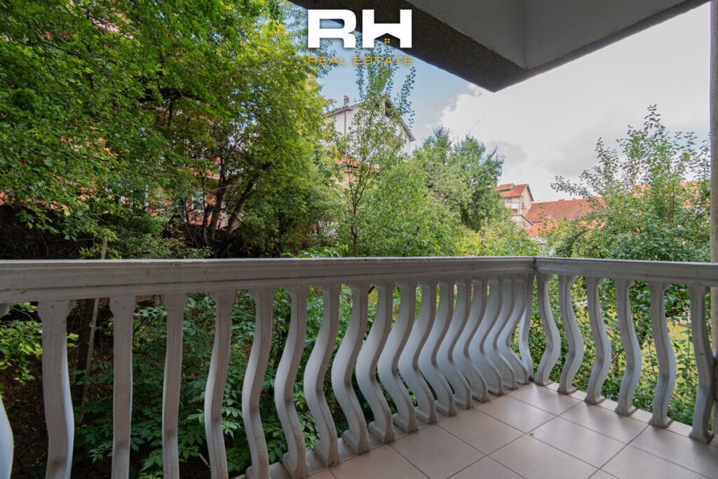 Shtëpi 300m² me #QIRA në Dragodan