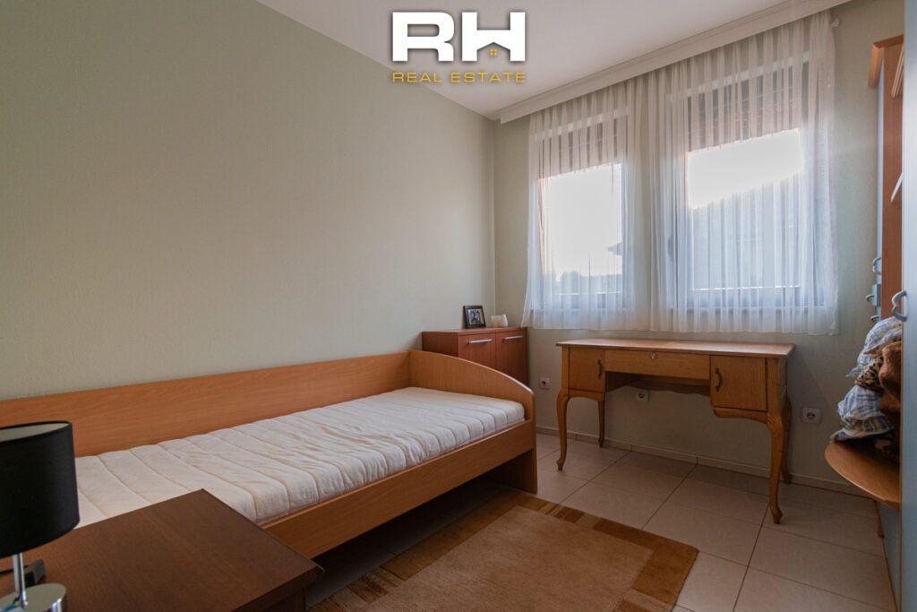 Shtëpi 422m² në SHITJE në Mati 2