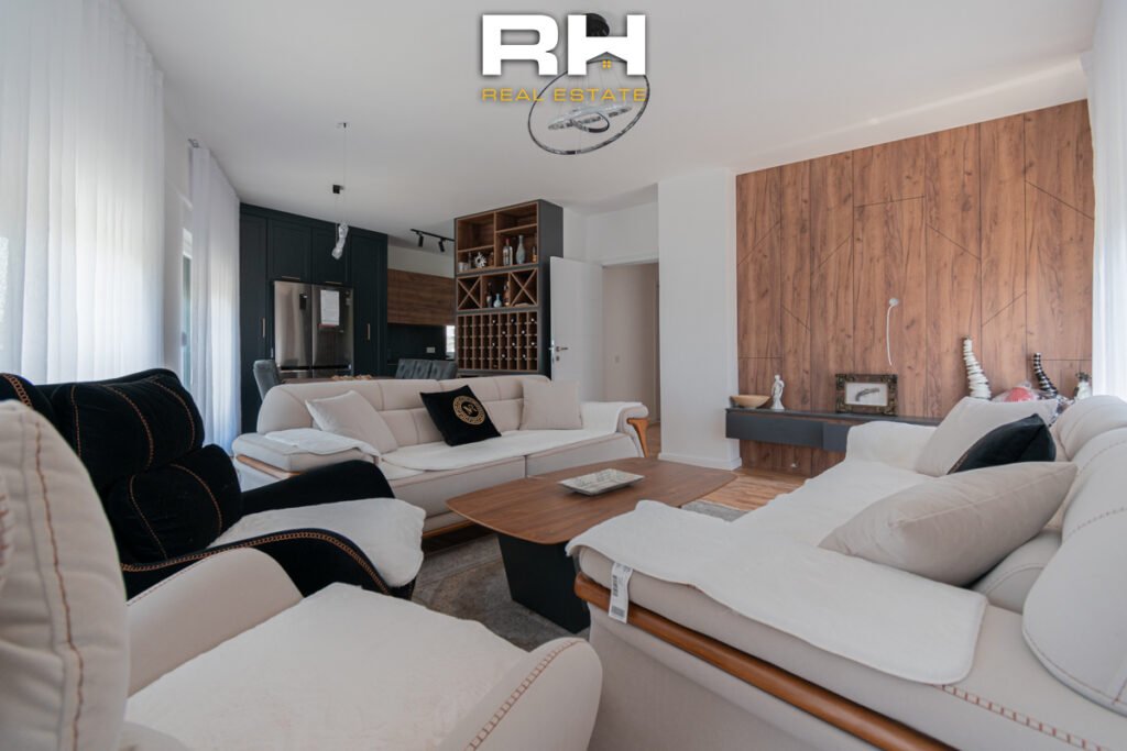 Banesë 140.5m² në SHITJE në Dragodan