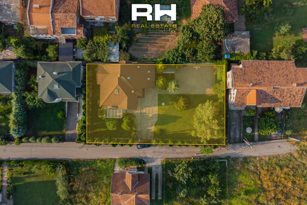 Shtëpi 422m² me #QIRA në Mati 2