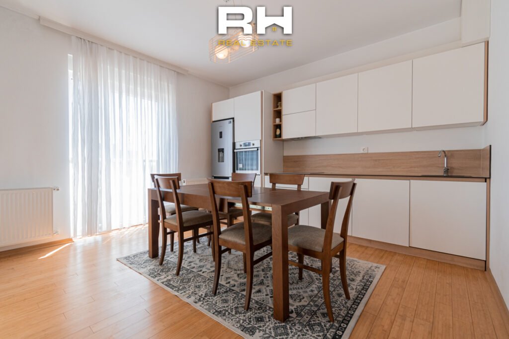 Banesë 93m² me #QIRA në Dragodan