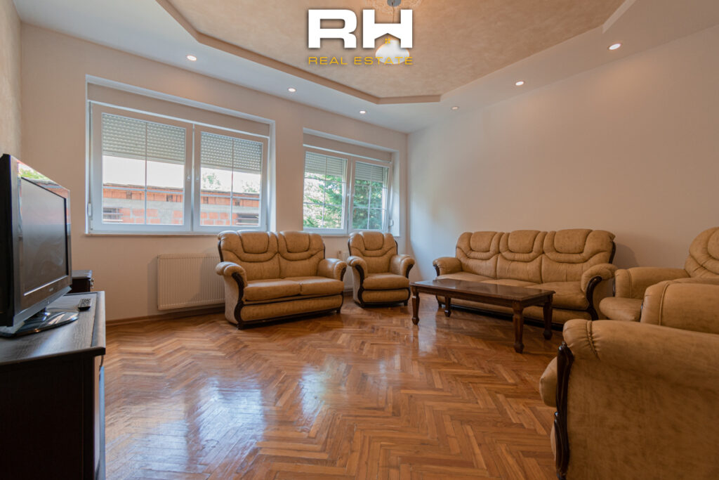 Banesë 80m² me #QIRA te Qafa