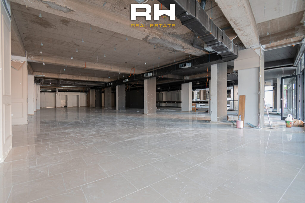 Lokal 810m² me #QIRA në Dragodan