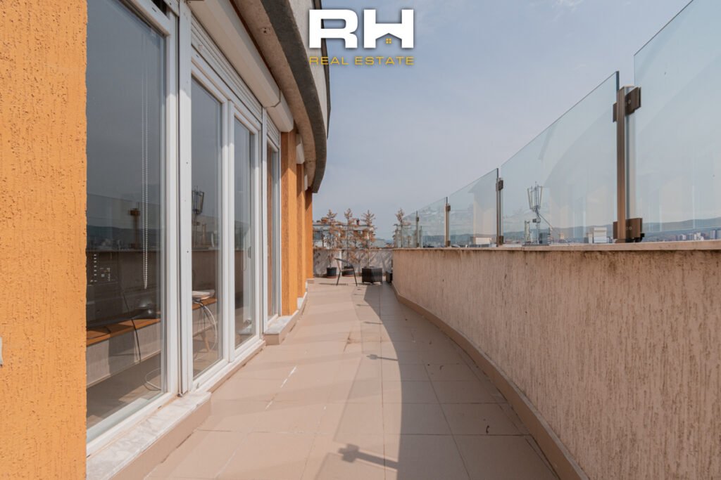 Banesë – Penthouse 175m² + 52m² terasë me #QIRA në Dragodan / Arbëri