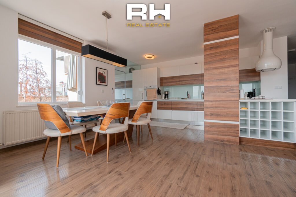 Banesë – Penthouse 175m² + 52m² terasë me #QIRA në Dragodan / Arbëri