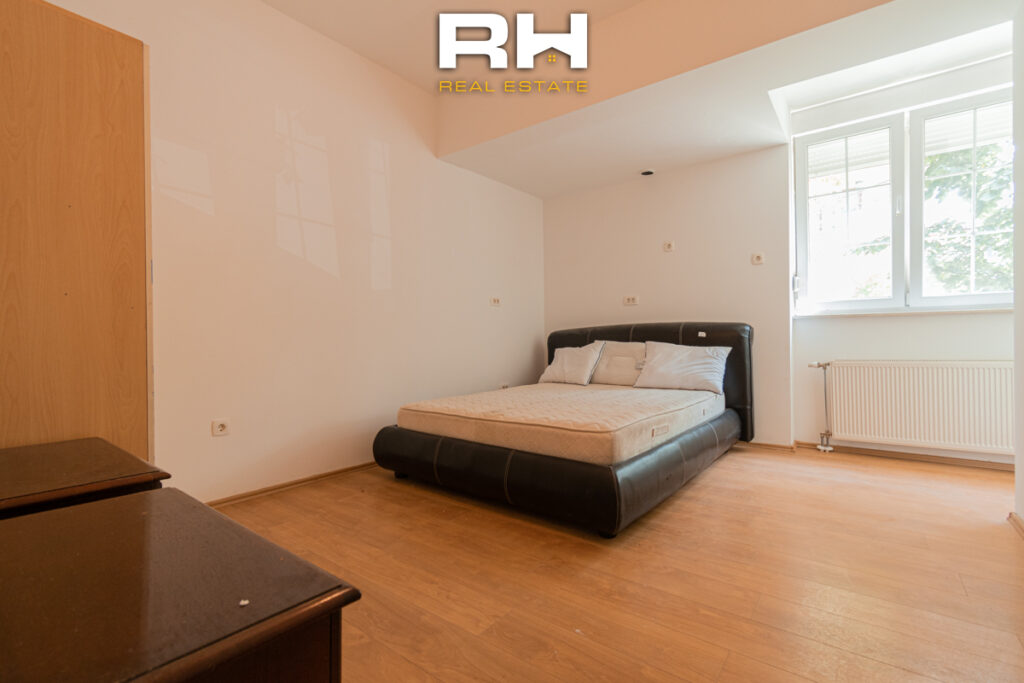 Banesë 80m² me #QIRA te Qafa
