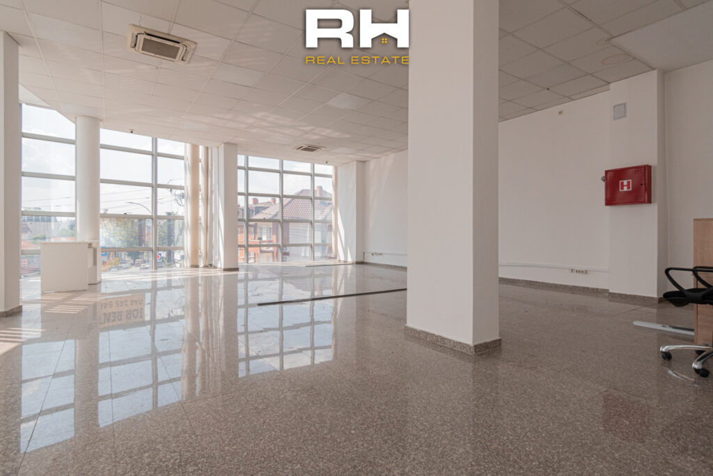 Lokal 200m² me #QIRA në Qendër