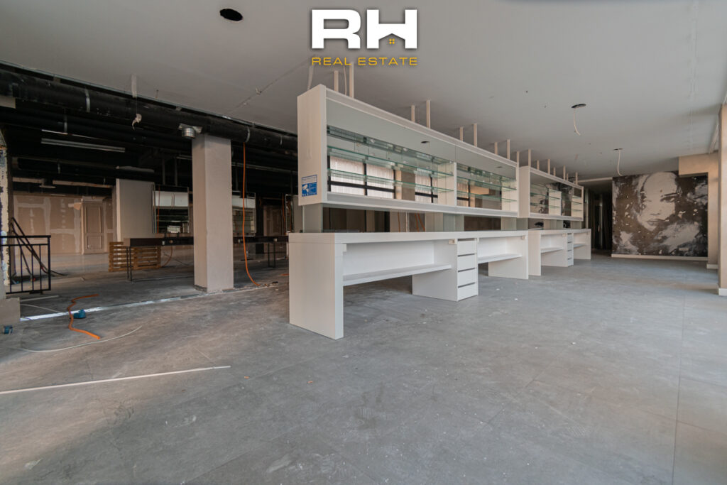 Lokal 810m² me #QIRA në Dragodan